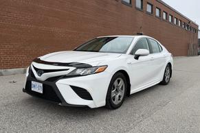 Toyota Camry Hybrid 2019 in Toronto