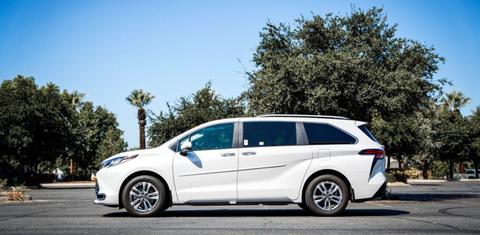 Toyota Sienna 2023