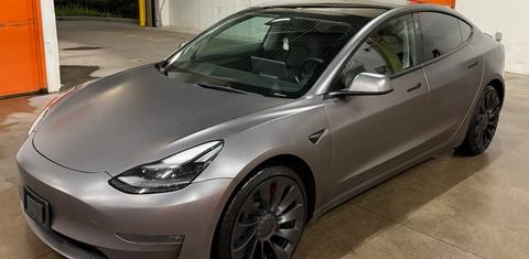 Tesla Model 3 2022
