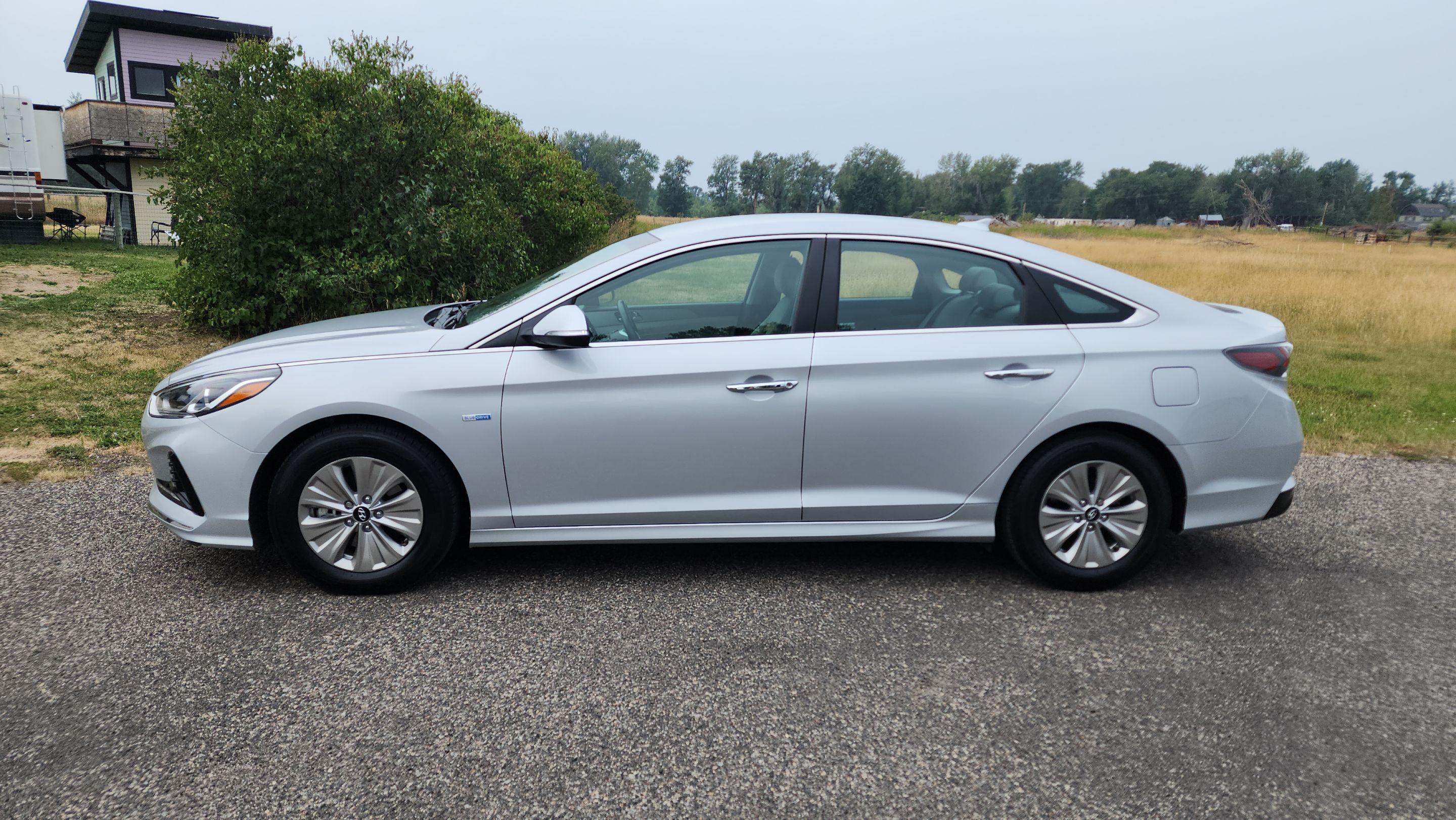 Hyundai Sonata Hybrid 2019 in Belgrade, MT