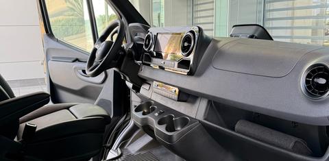 Mercedes-Benz Sprinter 2025