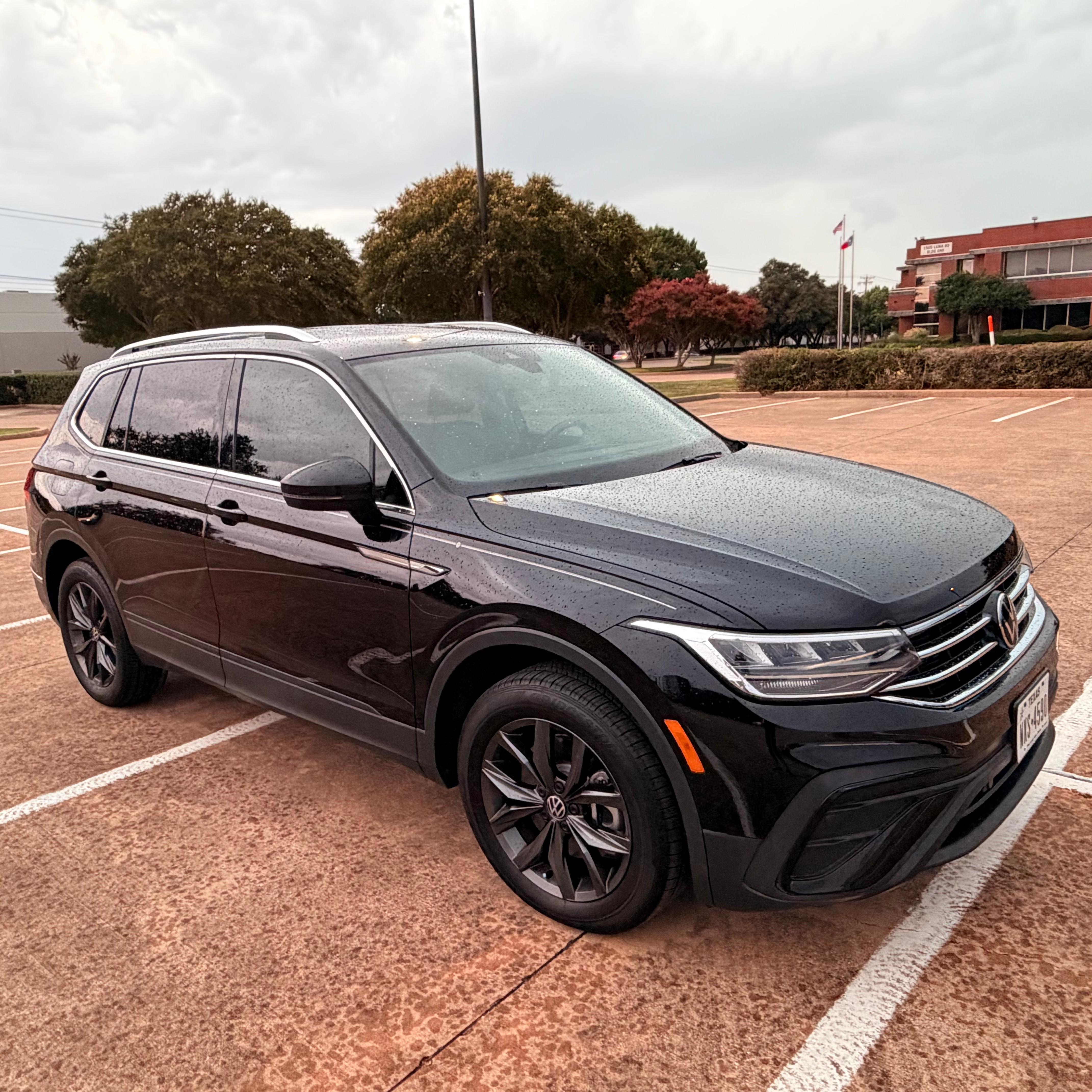 Volkswagen Tiguan 2023 in Addison, TX