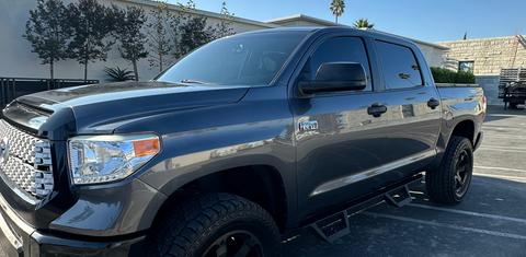Toyota Tundra 2017