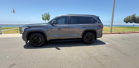 Toyota Sequoia 2026