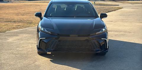 Toyota Camry Hybrid 2026