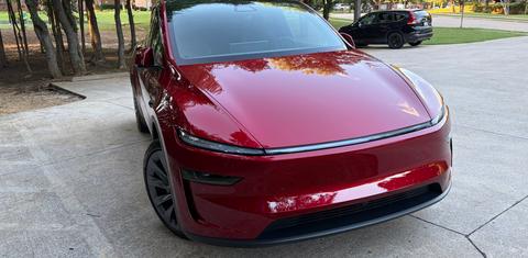 Tesla Model Y 2026