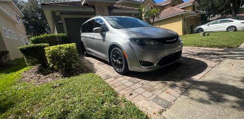 Chrysler Pacifica 2017