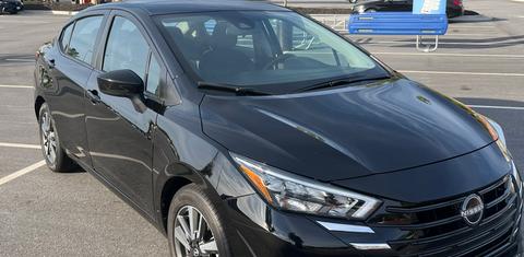 Nissan Versa 2025