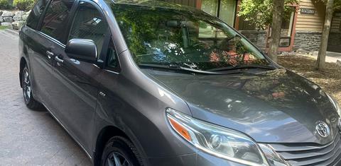 Toyota Sienna 2017