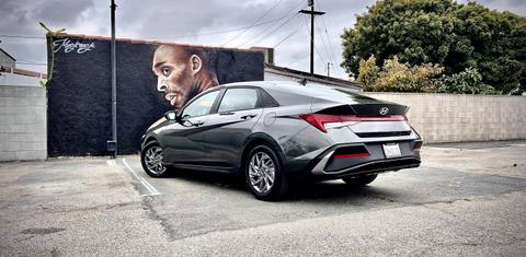 Hyundai Elantra Hybrid 2024