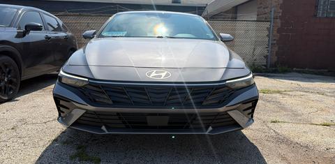 Hyundai Elantra 2025