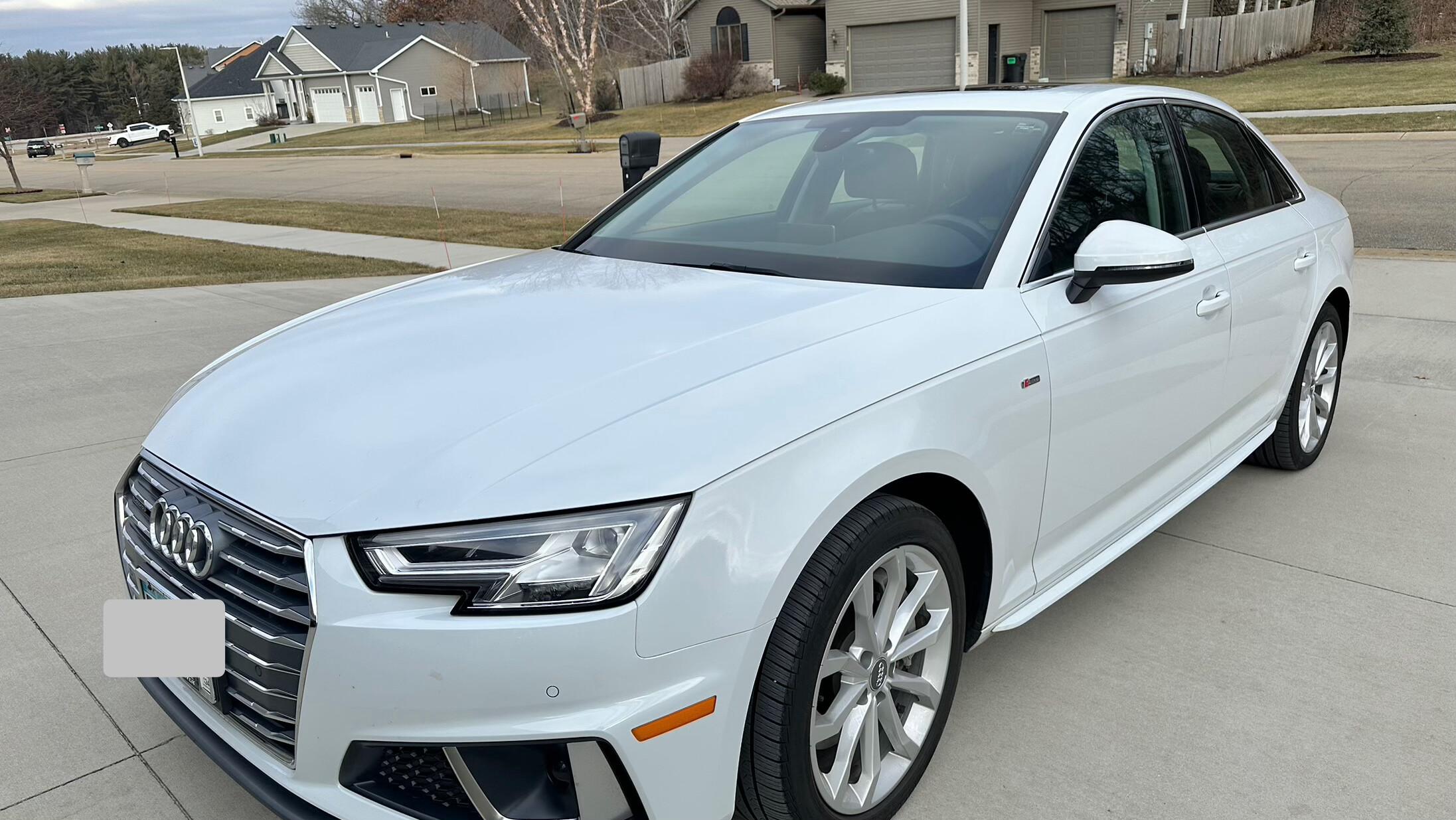 Audi A4 2019 in Coralville, IA