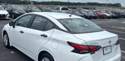 Nissan Versa 2024