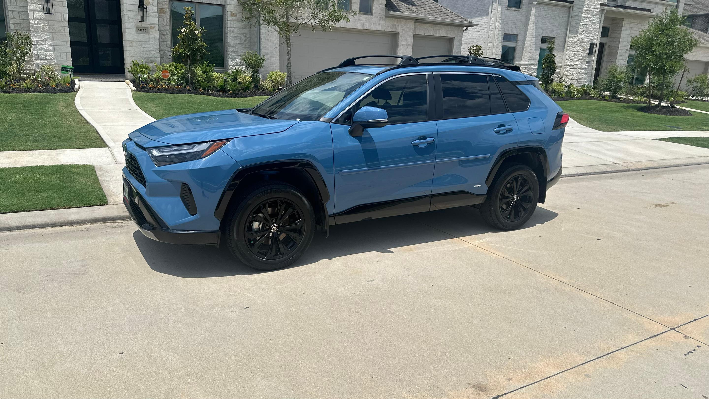 Toyota RAV4 Hybrid 2023 in Houston, TX