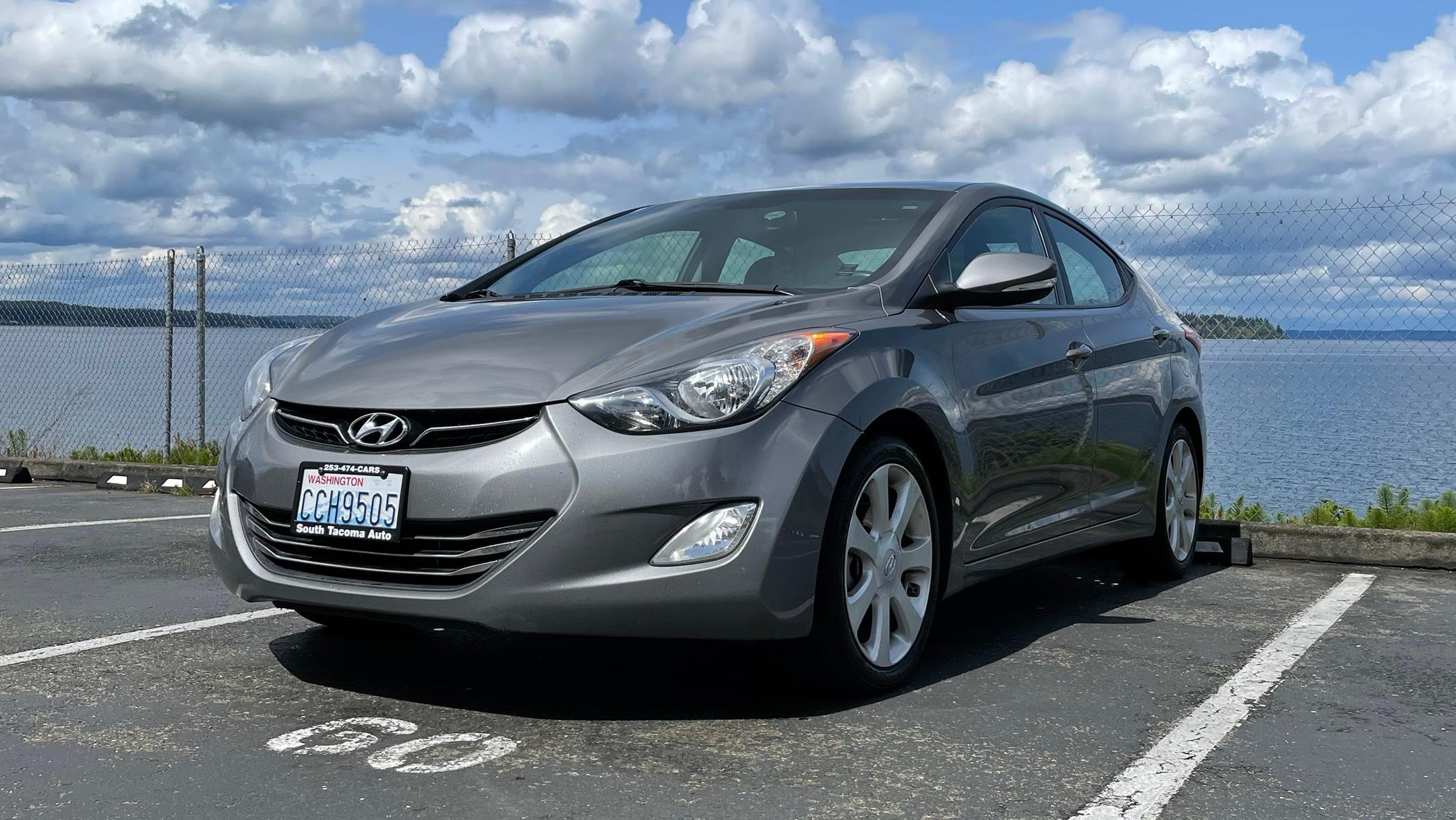 Hyundai Elantra 2013 in 