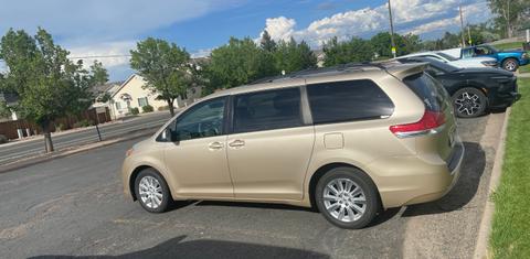Toyota Sienna 2013