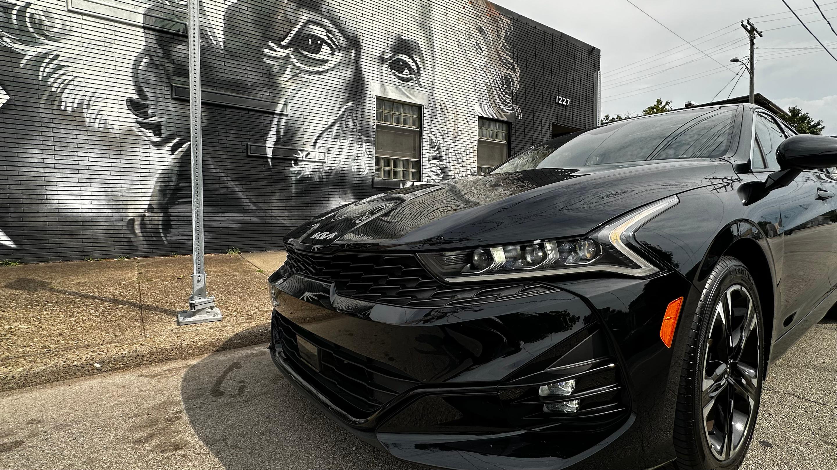 Kia K5 2023 in Louisville, KY