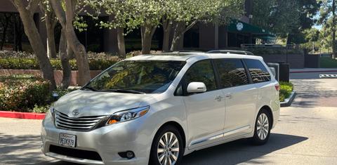 Toyota Sienna 2016