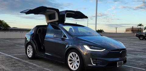 Tesla Model X 2018
