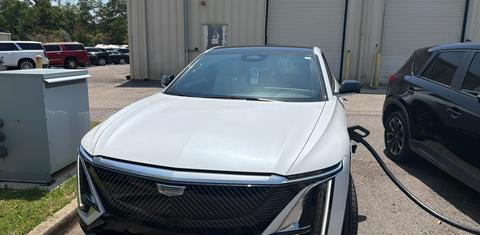 Cadillac LYRIQ 2025