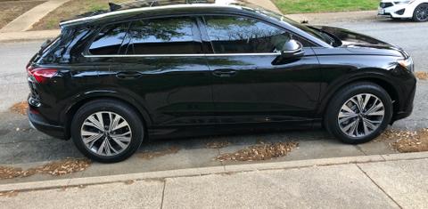 Audi Q4 e-tron 2023