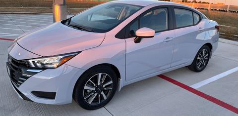 Nissan Versa 2025