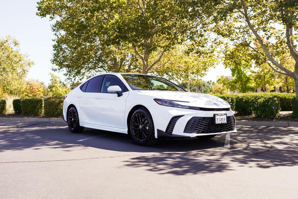 Toyota Camry Hybrid 2025 in Sacramento, CA