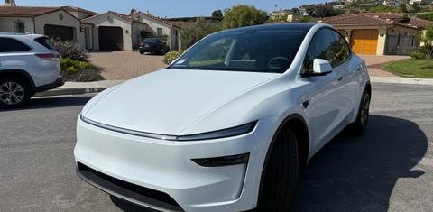 Tesla Model Y 2026