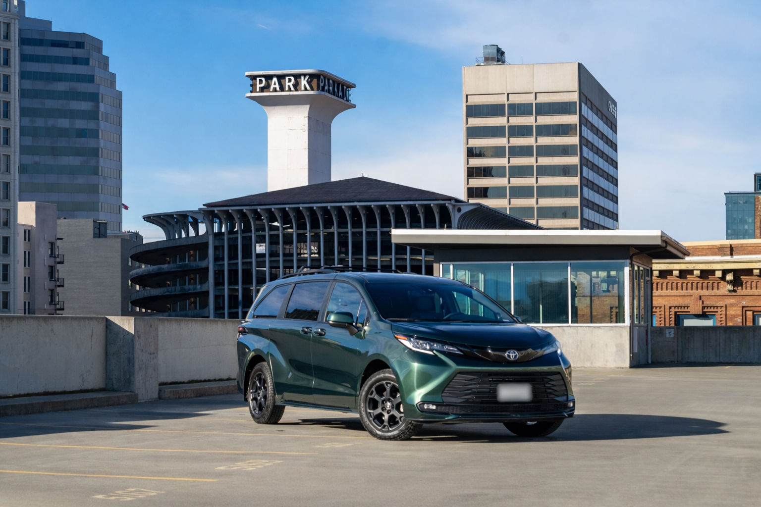 Toyota Sienna 2025 in Spokane, WA