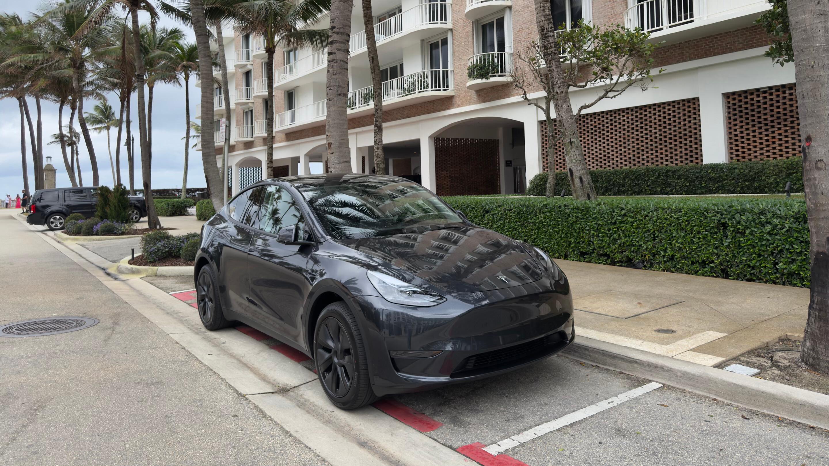 Tesla Model Y 2025 in 