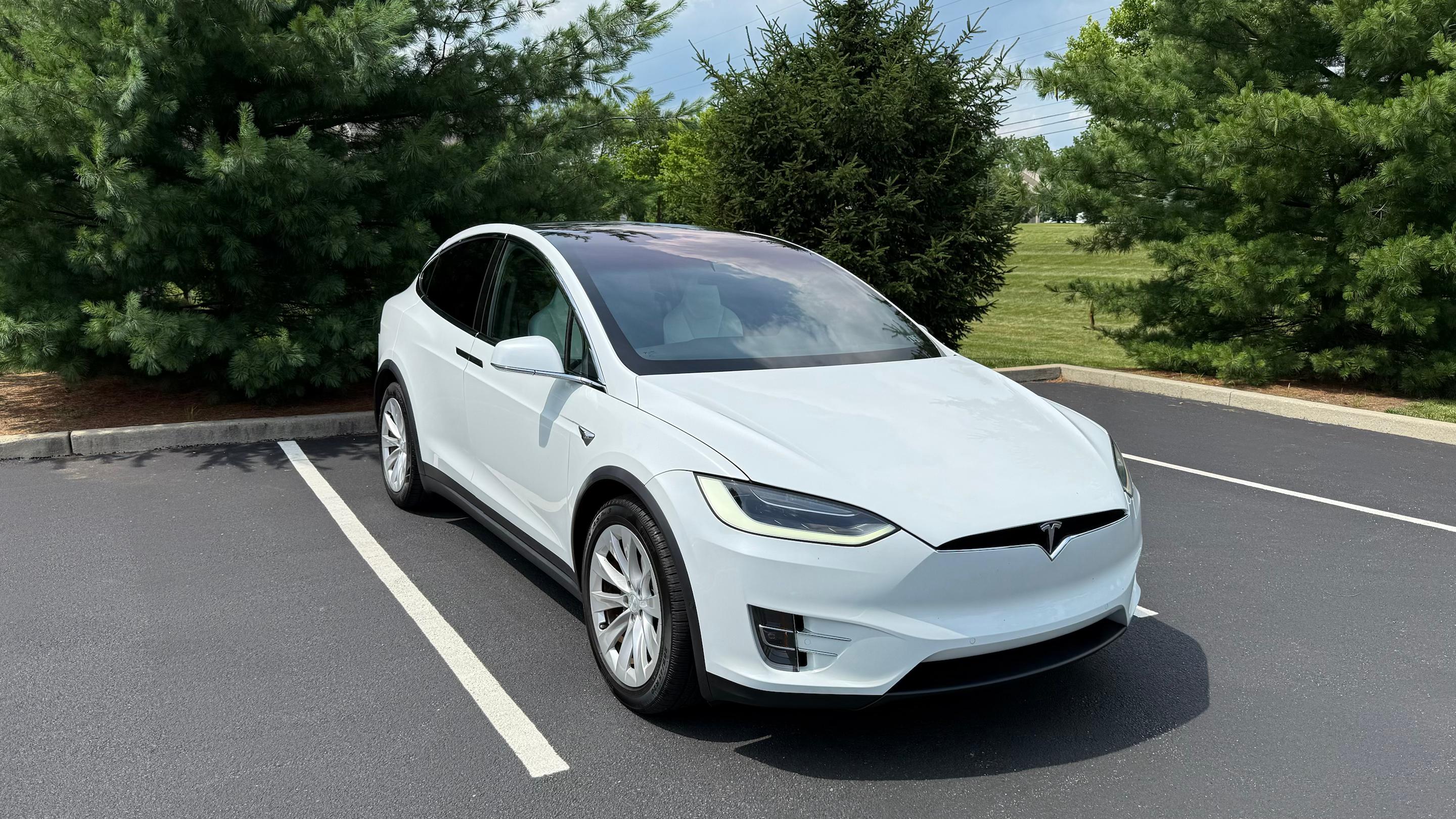 Tesla Model X 2018 in Allentown, PA