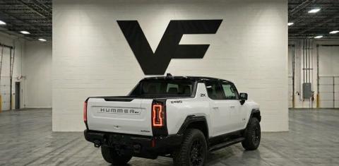 GMC HUMMER EV 2025