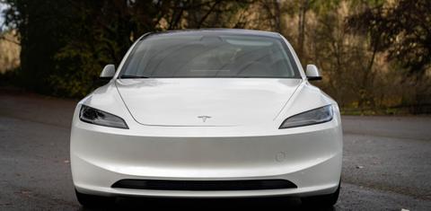 Tesla Model 3 2024