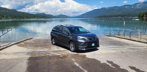 Toyota Sienna 2025