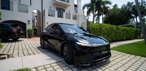 Tesla Model Y 2026
