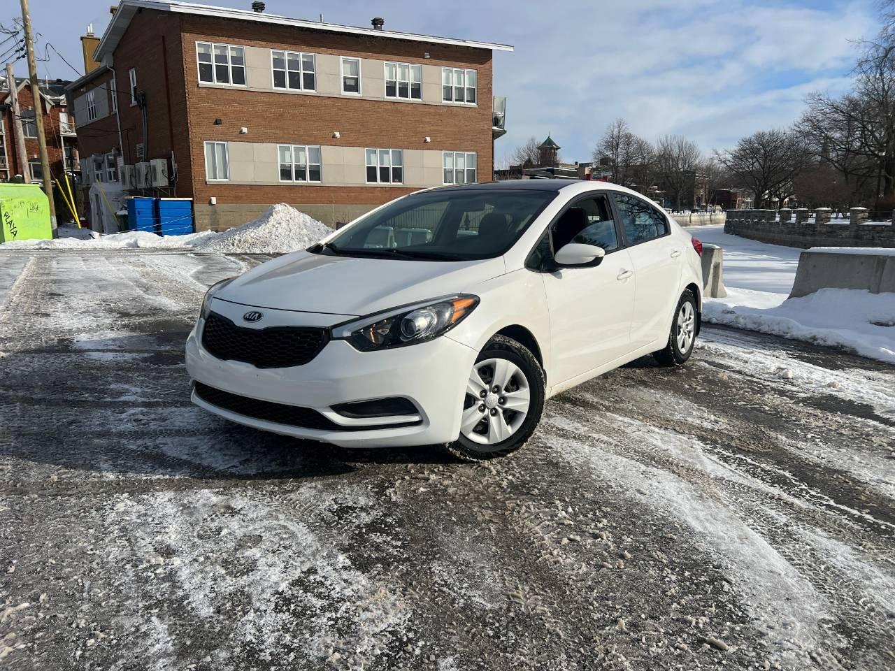 Kia Forte 2015 à Montréal, QC