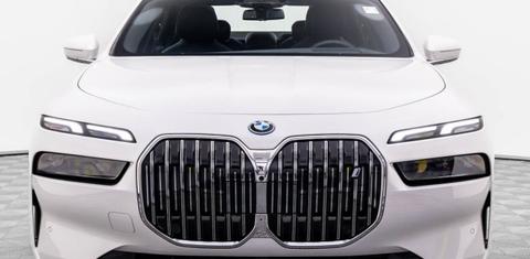 BMW i7 2024