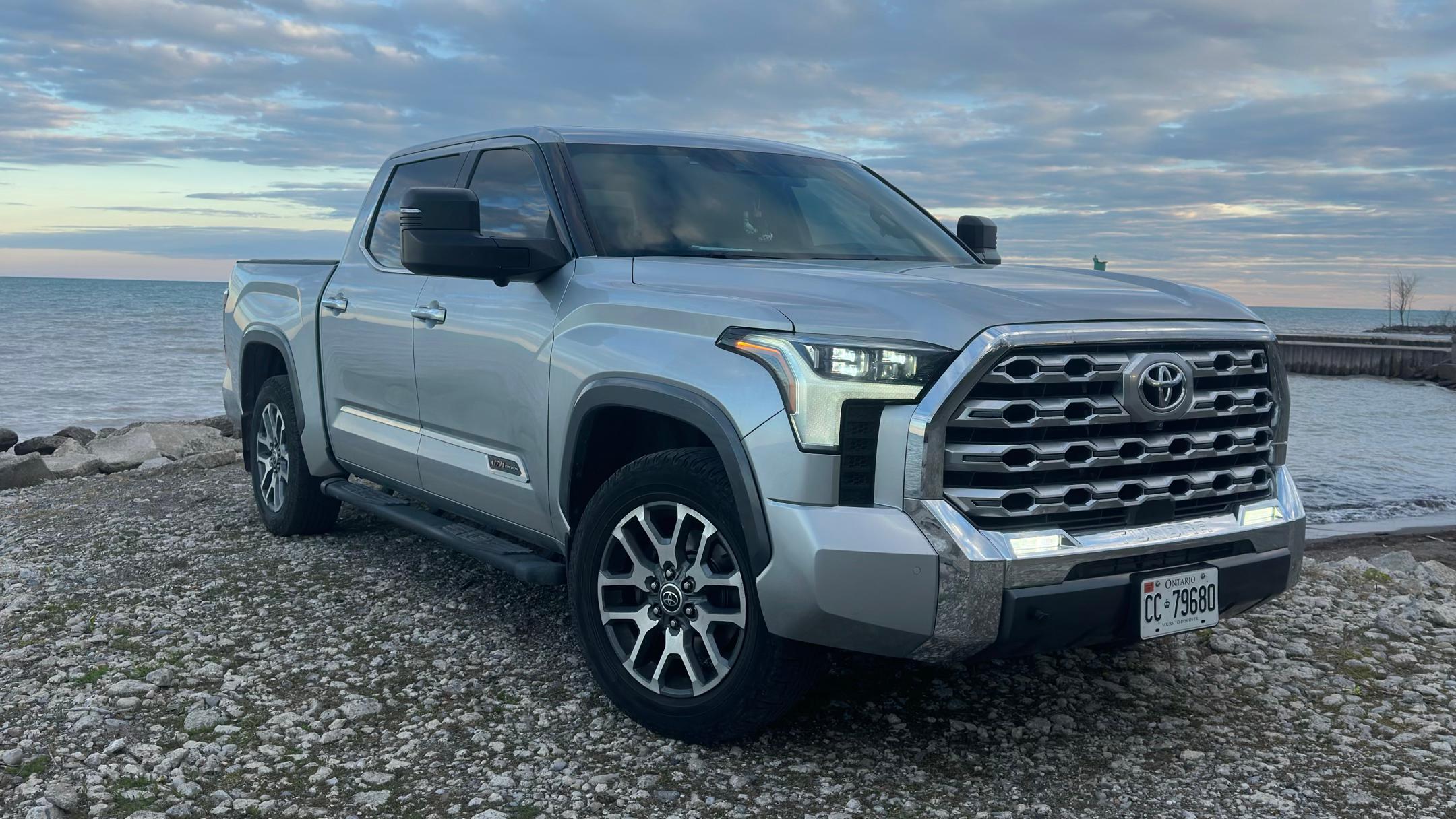Toyota Tundra 2022 à London, ON
