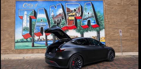 Tesla Model Y 2023