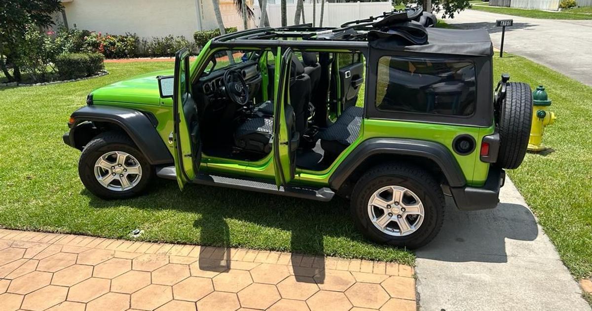 Jeep Wrangler Unlimited 2020 rental in Davenport, FL by O & M