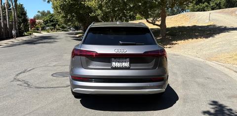 Audi e-tron 2019