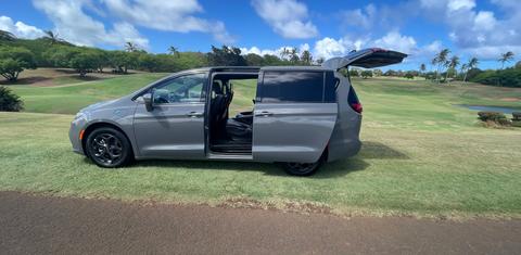 Chrysler Pacifica 2022