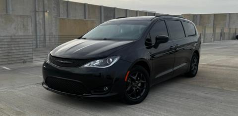 Chrysler Pacifica 2018