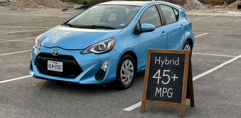 Toyota Prius c 2016