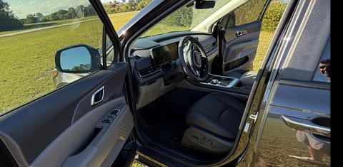 Kia Carnival Hybrid 2026