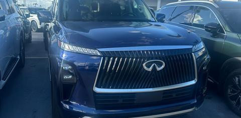 INFINITI QX80 2025
