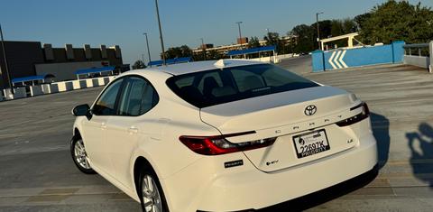 Toyota Camry Hybrid 2026