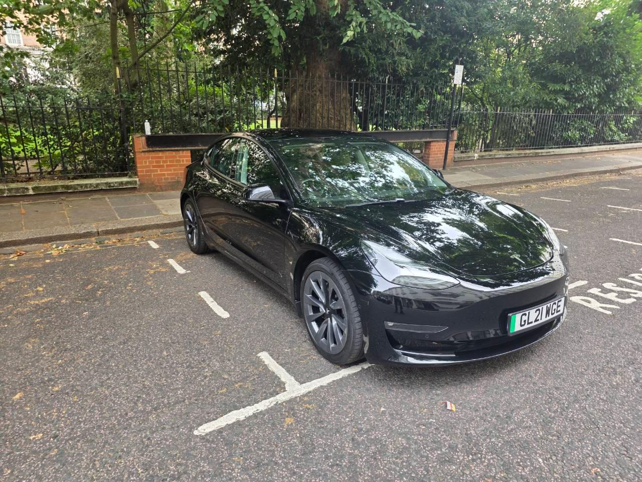 Tesla Model 3 2021 in London