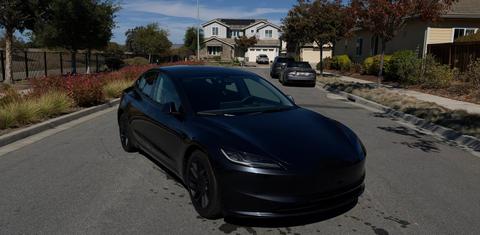 Tesla Model 3 2024