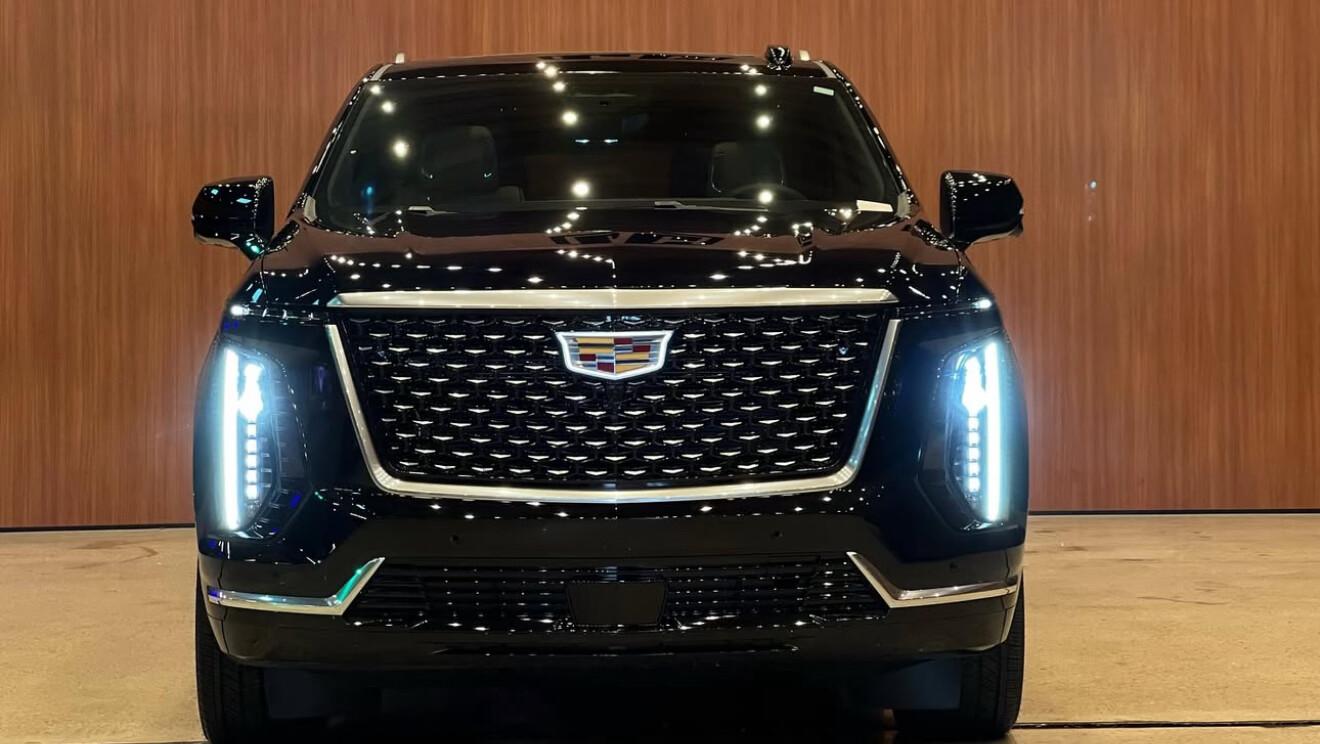 Cadillac Escalade ESV 2025 in Northborough, MA